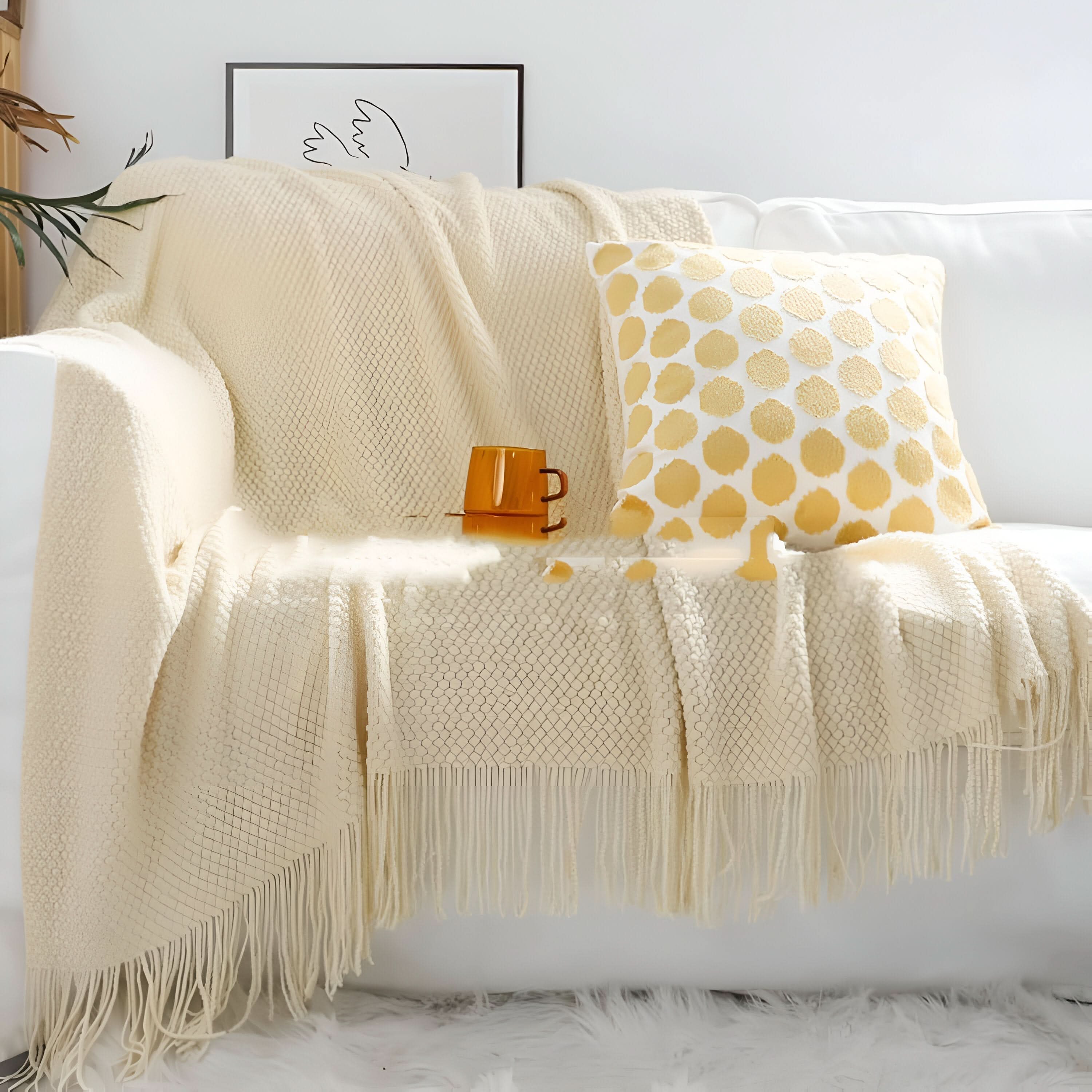 Cozy Fleece Knit Blanket with Soft Lining – Year-Round Comfort