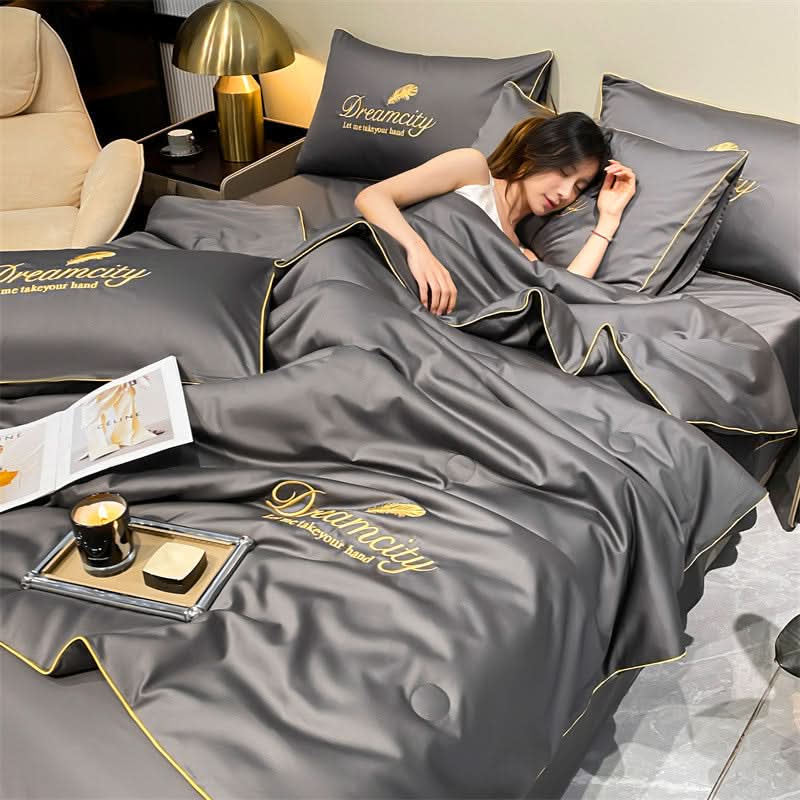 Cooling Ice-Silk Duvet for Warm Nights – Breathable Lightweight Sleep Comfort