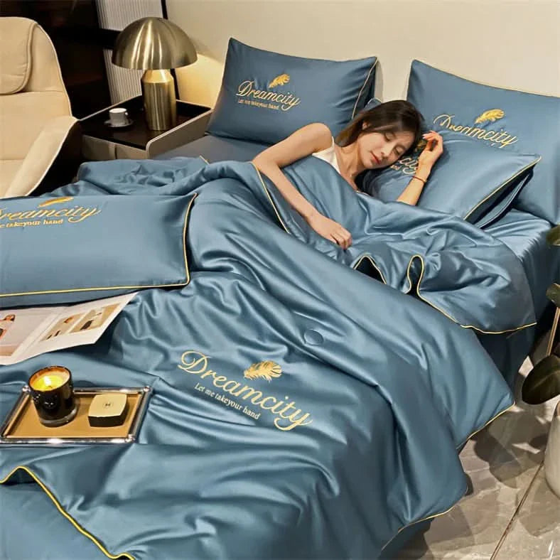 Cooling Ice-Silk Duvet for Warm Nights – Breathable Lightweight Sleep Comfort