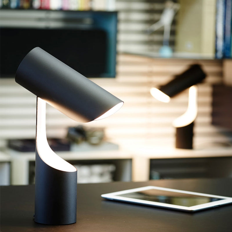 Taavita Table Lamp: Minimalism Meets Modern Brilliance