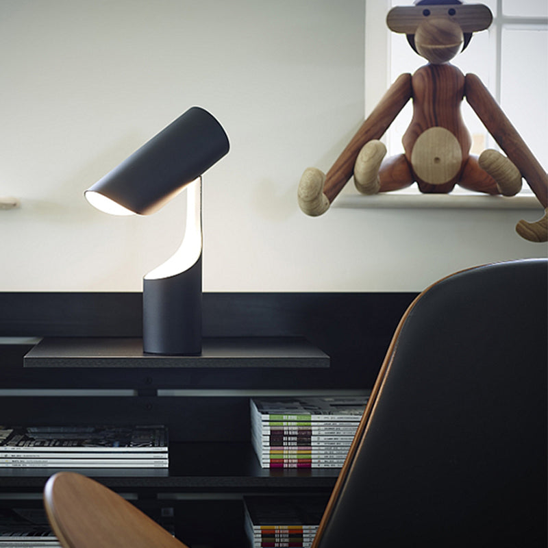Taavita Table Lamp: Minimalism Meets Modern Brilliance