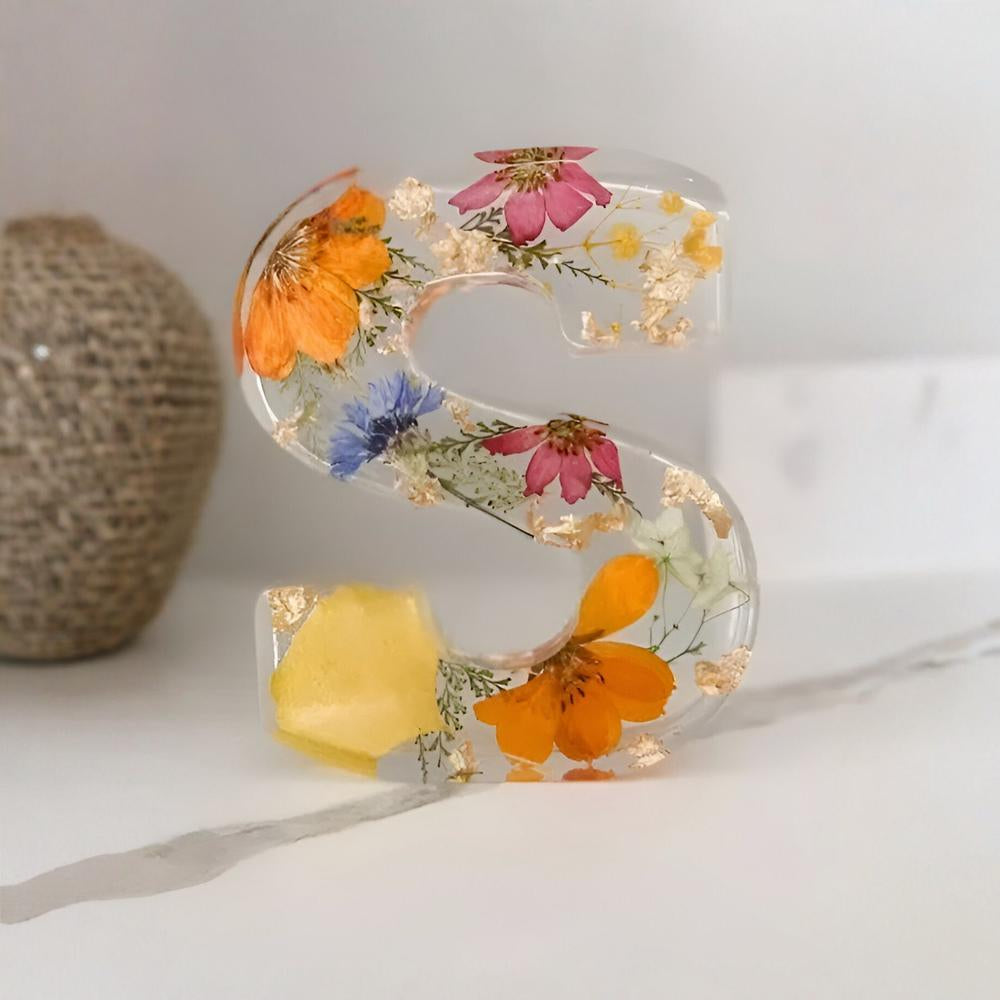 Custom Floral LED Letter Lamp for Cozy Spaces