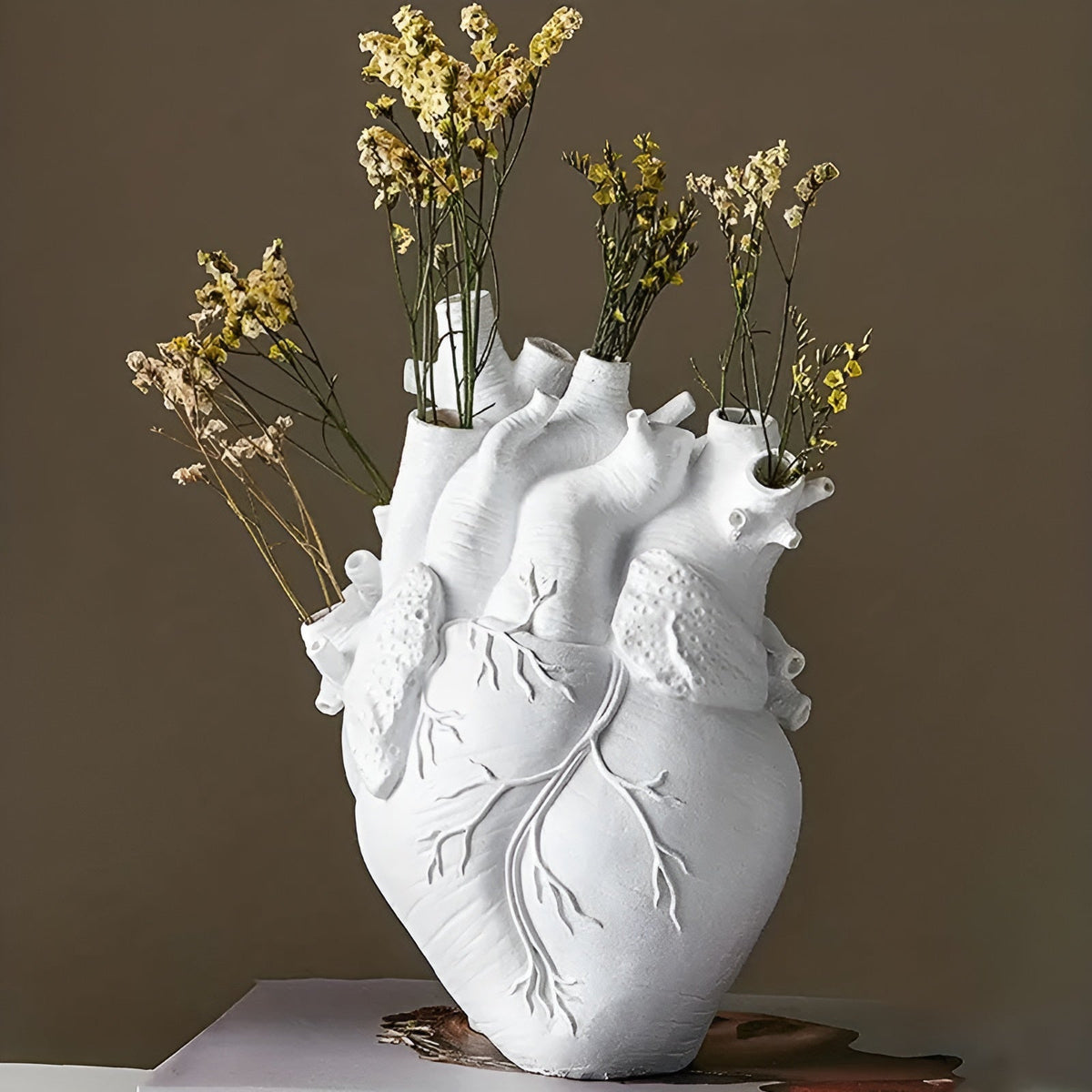 Heart-Shaped Vase in Bamboo and Wood Material