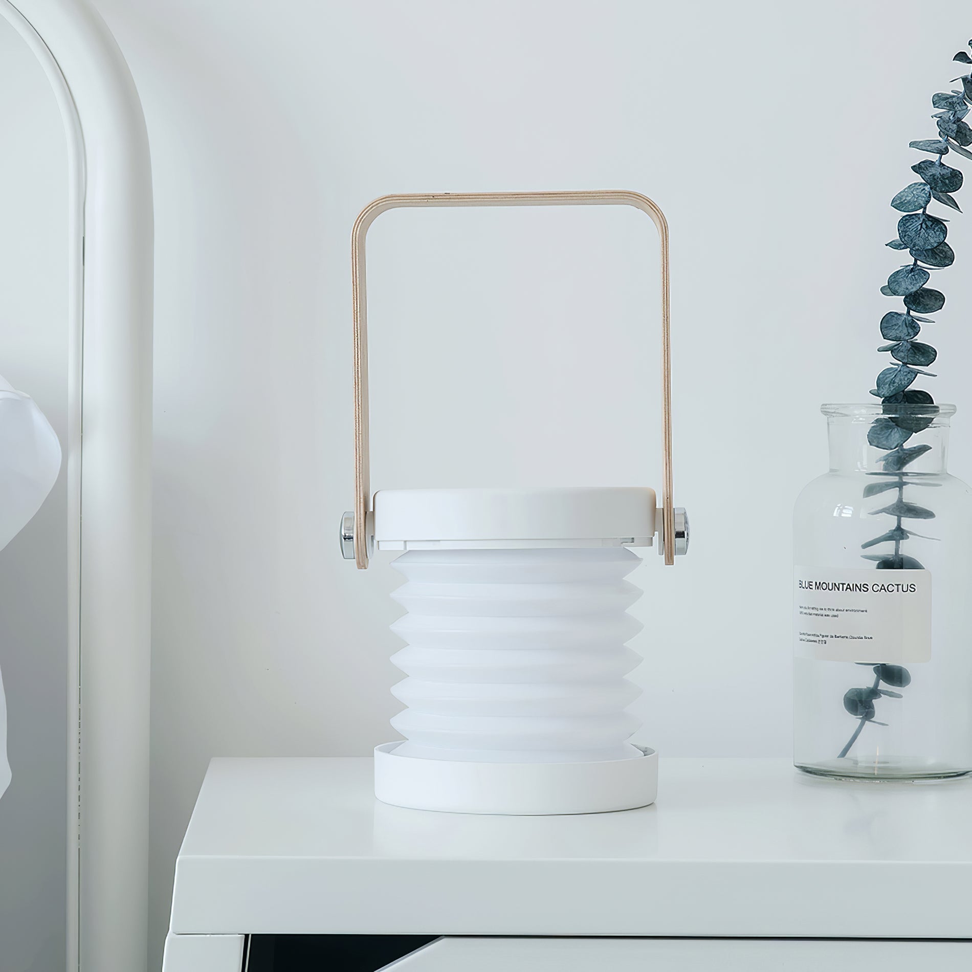 Lumosphere Honeycomb Portable Table Lamp for Warm Atmosphere