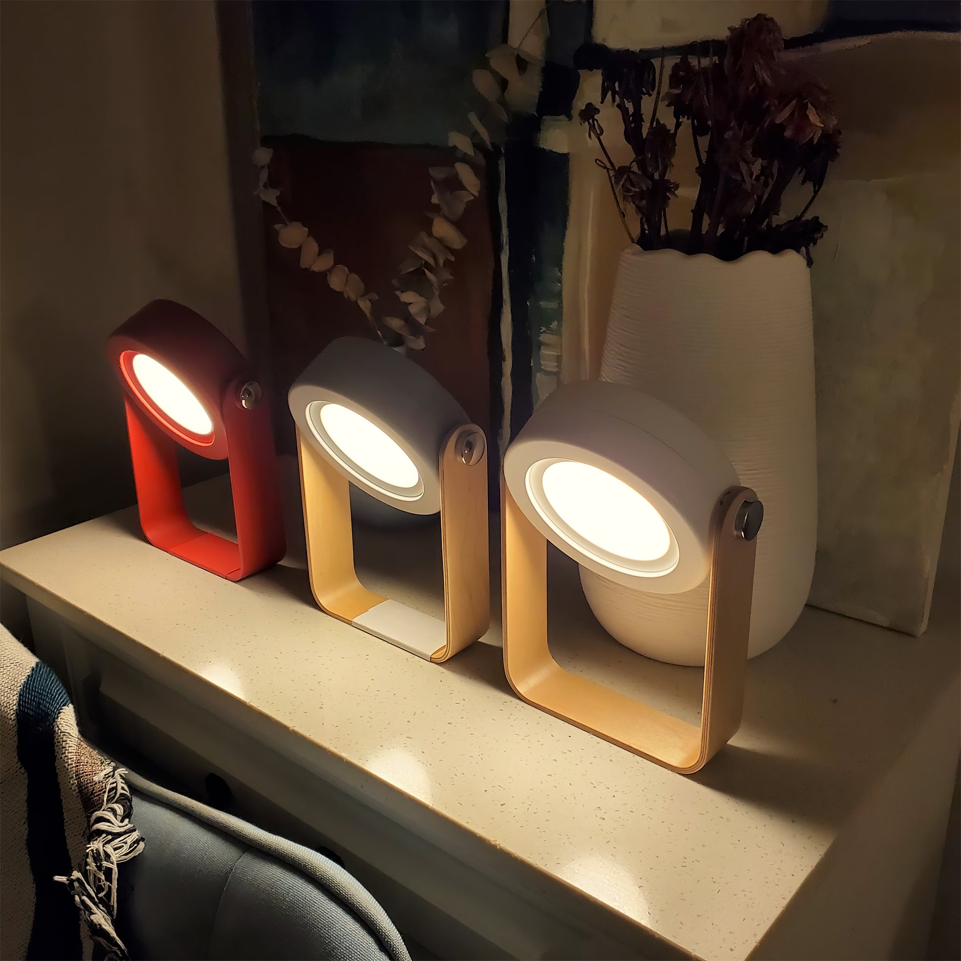 Lumosphere Honeycomb Portable Table Lamp for Warm Atmosphere