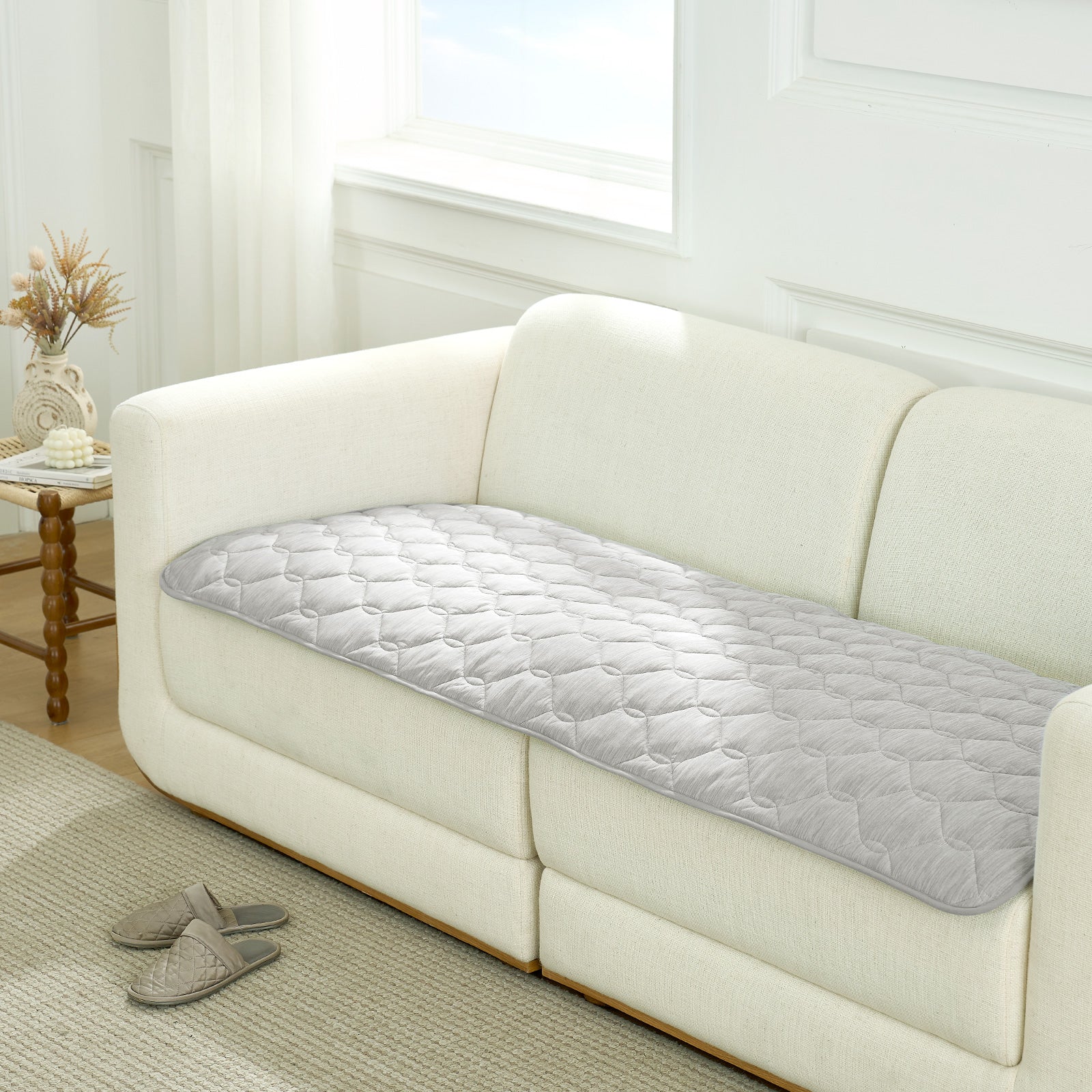 Waterproof Sofa Protector with Qmax Cooling Technology – Leakproof Pet Cover