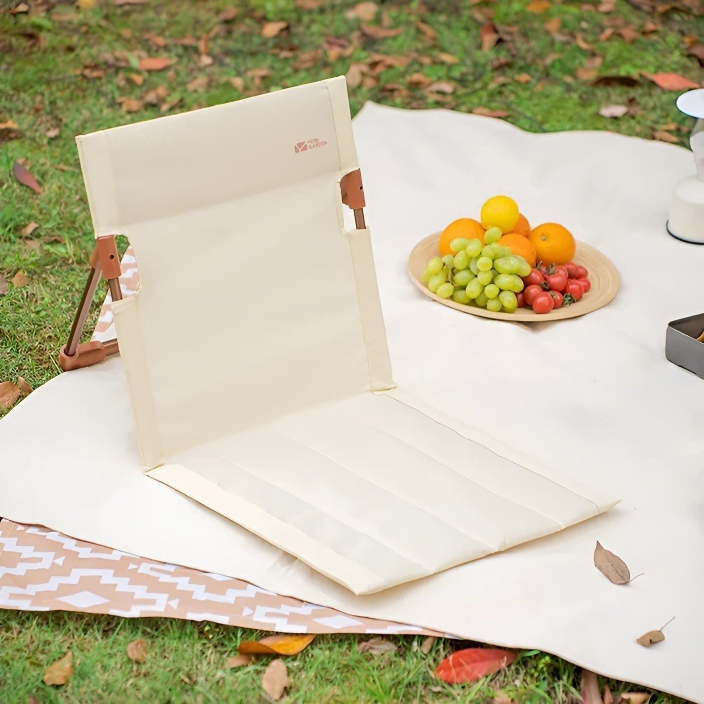 Portable Folding Camping Chair - Lightweight and Ergonomic for Outdoor Use