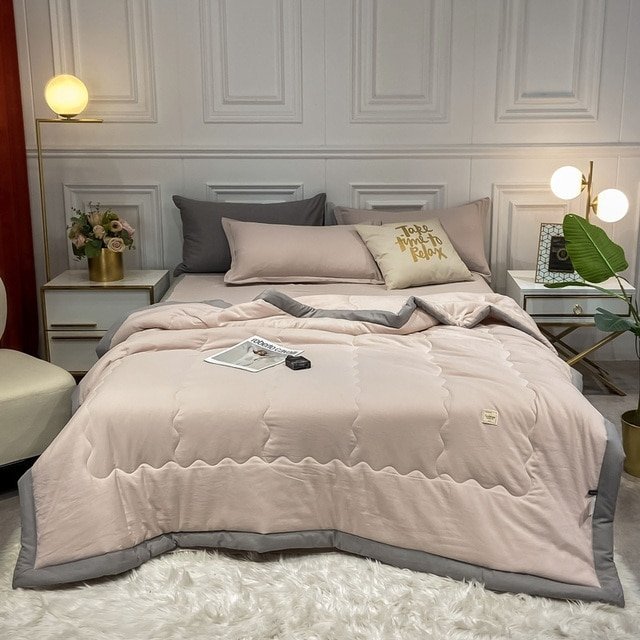 Breezy Summer Blanket for Warm Nights | Moisture-Wicking Lightweight Comfort