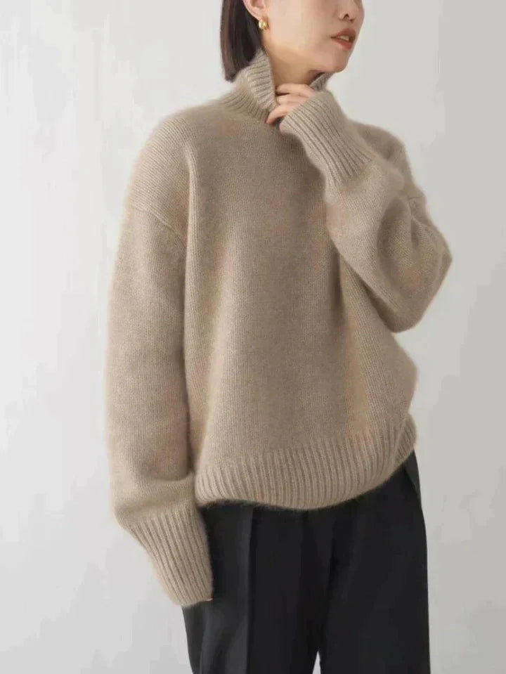 Women’s Cashmere Turtleneck Sweater | Oversized Relaxed Fit | Finest Cashmere | Lightweight Warmth