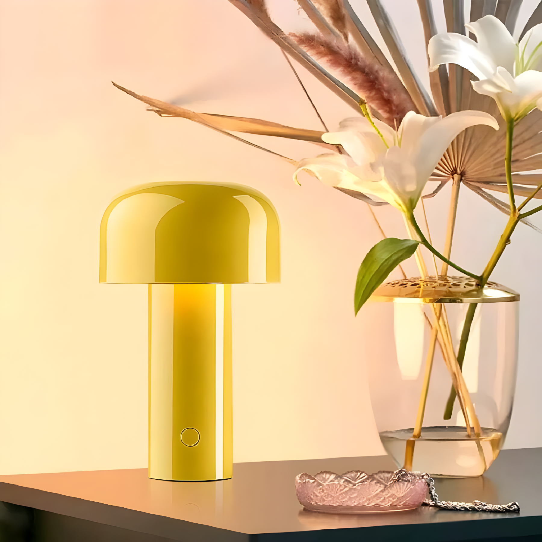 Taavita Wireless LED Table Lamp – Modern, Dimmable & Offering Freedom of Movement