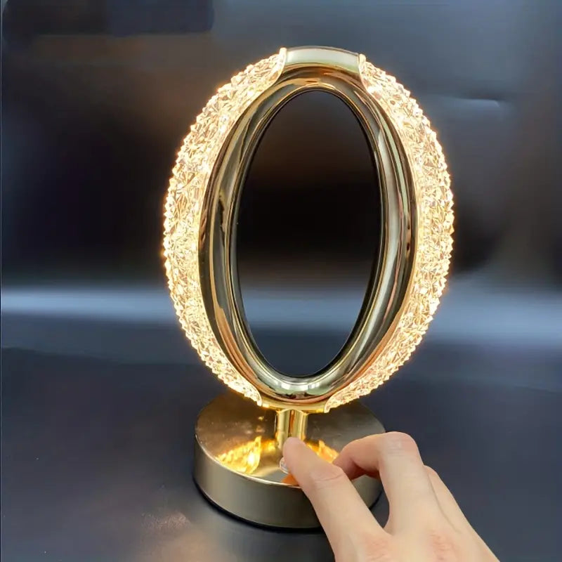 Taavita | Luxurious and Minimalistic Crystal Table Lamp