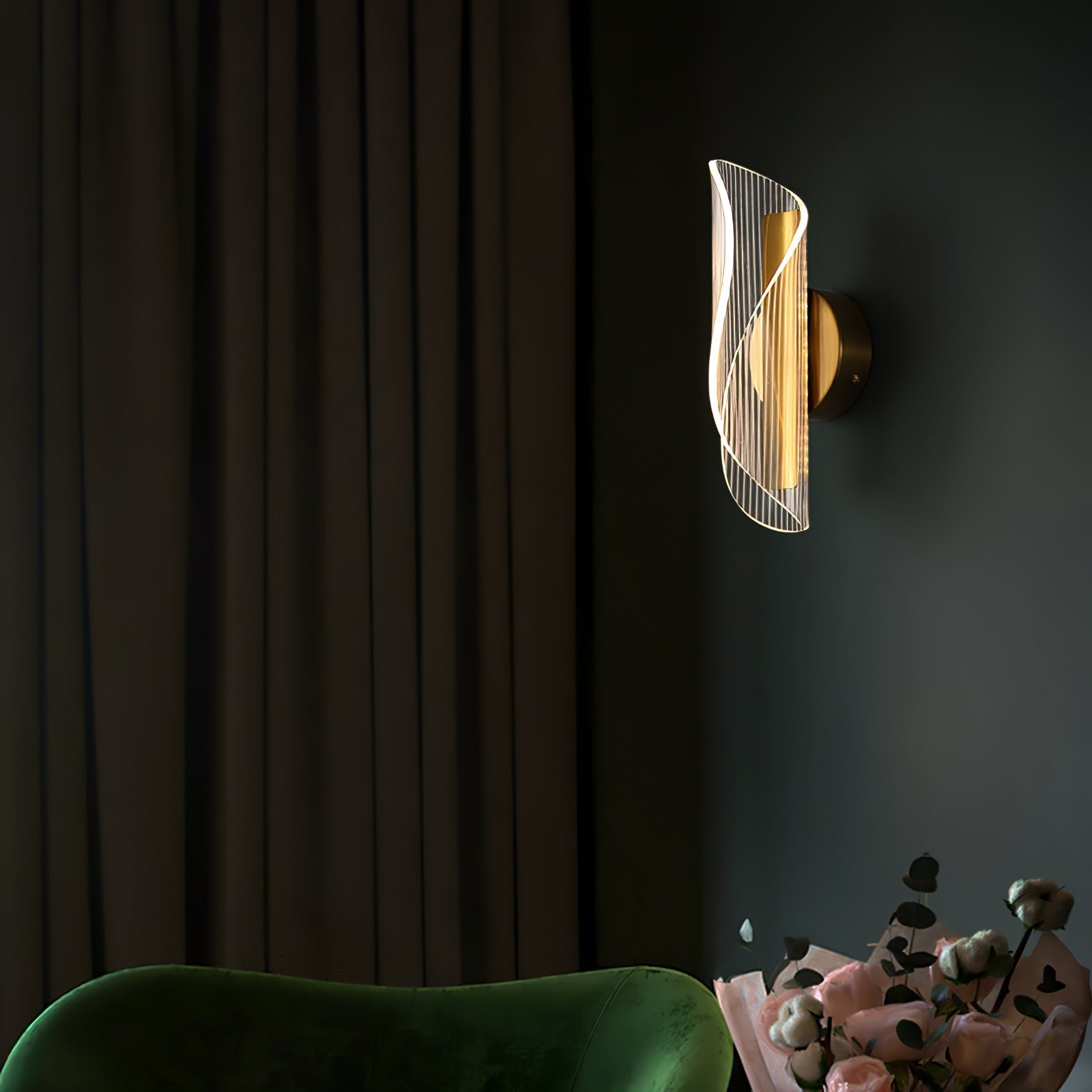 Adjustable Shades Wall Lamp with Warm LED Light – Luxe Design