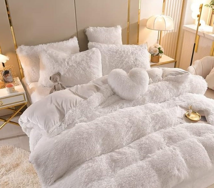 Plush Duvet Cover Set with Zipper and Corner Straps for Year-Round Comfort