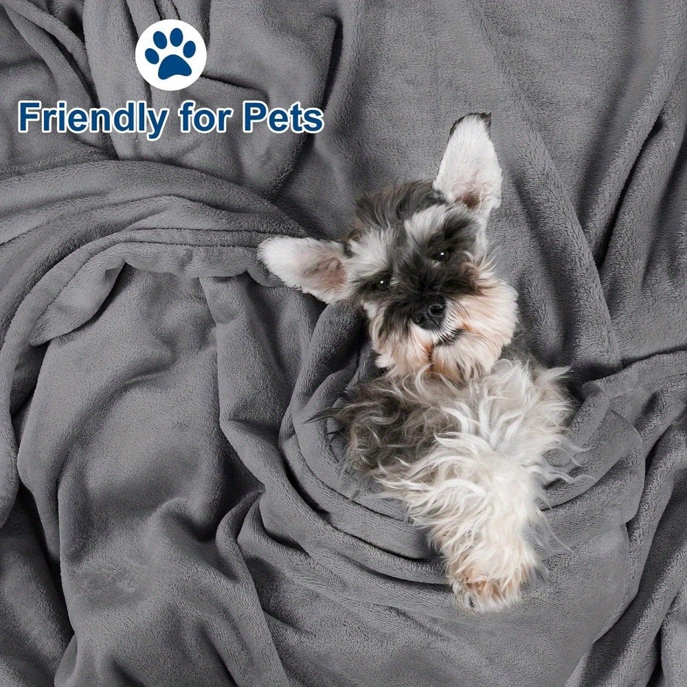 Soft Texture Fleece Blanket – Reversible for Year-Round Comfort