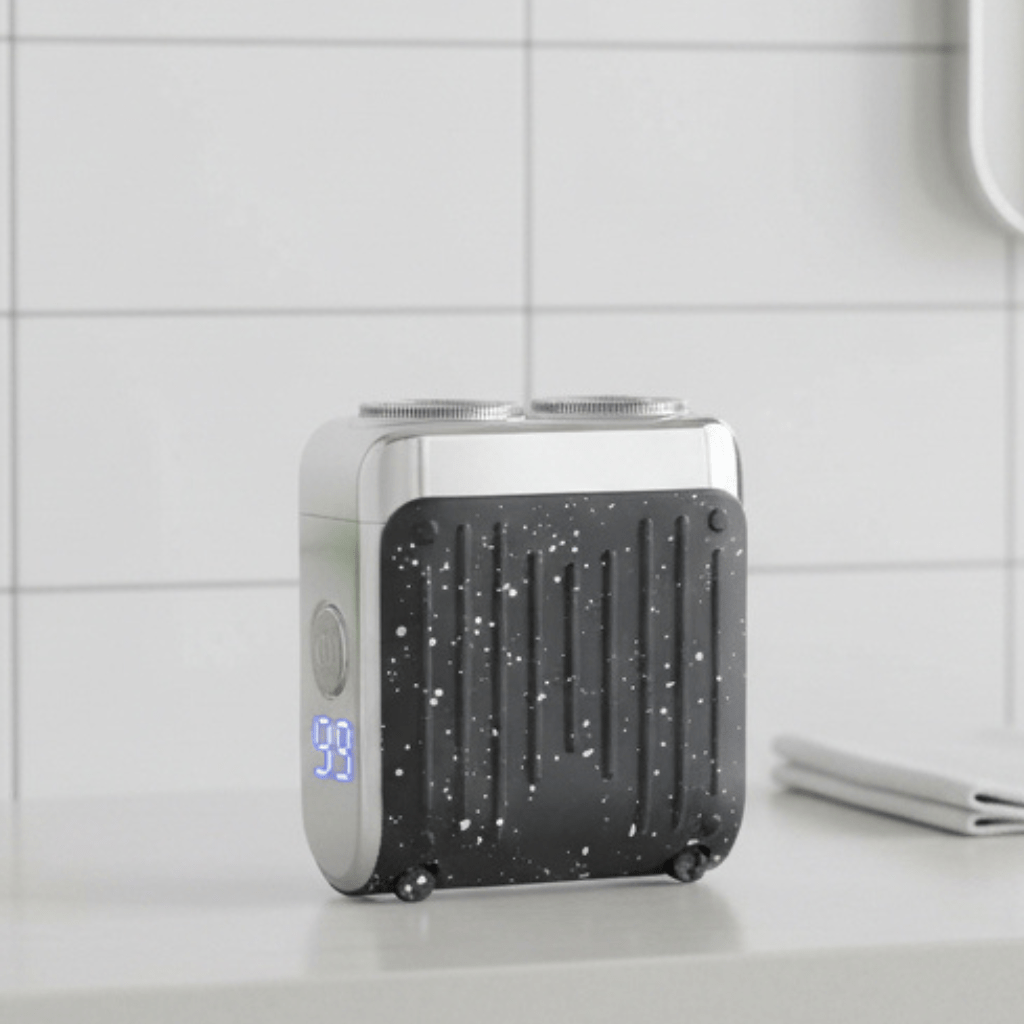 UltraSmooth Magnetic Rechargeable Shaver for Effortless Grooming