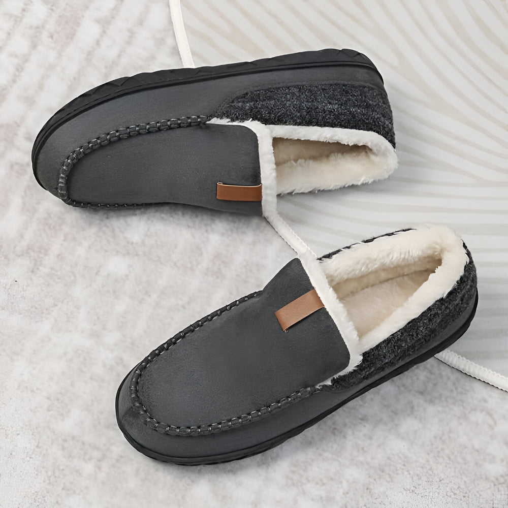 Cozy Slip-On Slippers for Men – Perfect for Home Relaxation