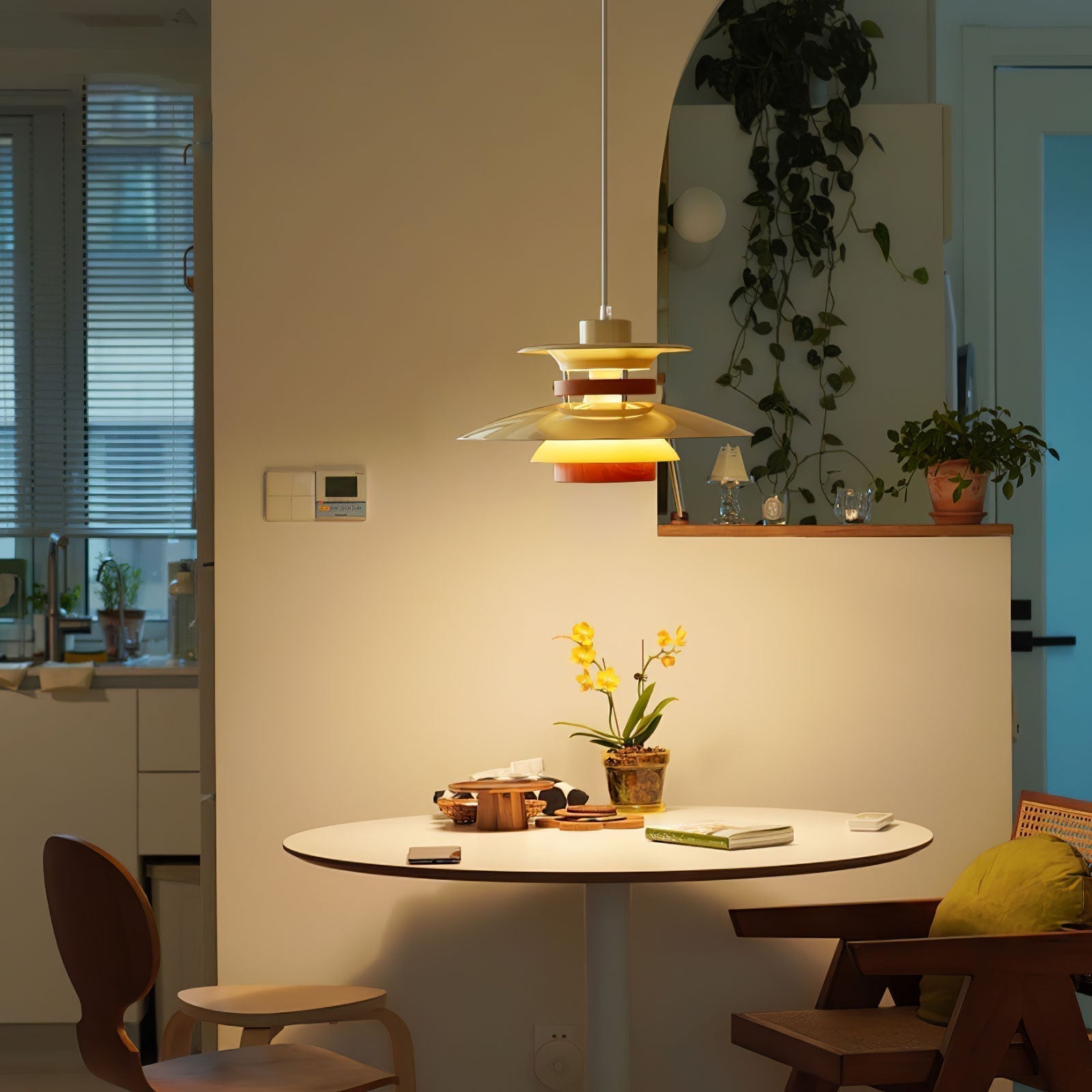 Luxe Pendant Light for a Cozy Atmosphere