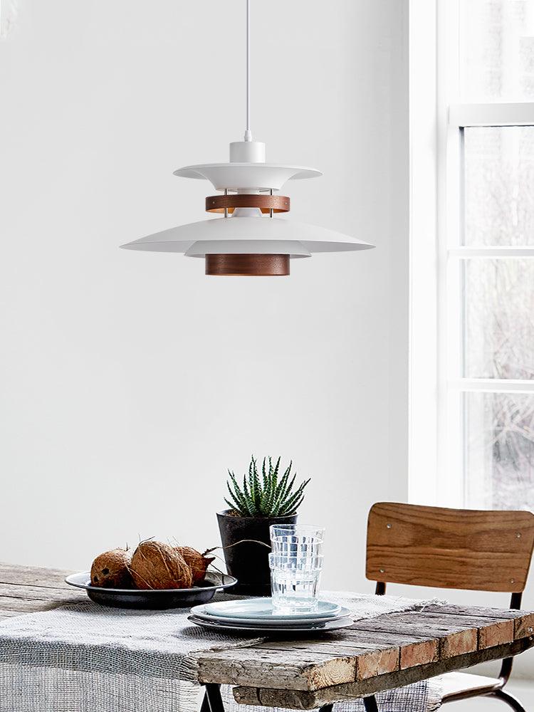 Luxe Pendant Light for a Cozy Atmosphere
