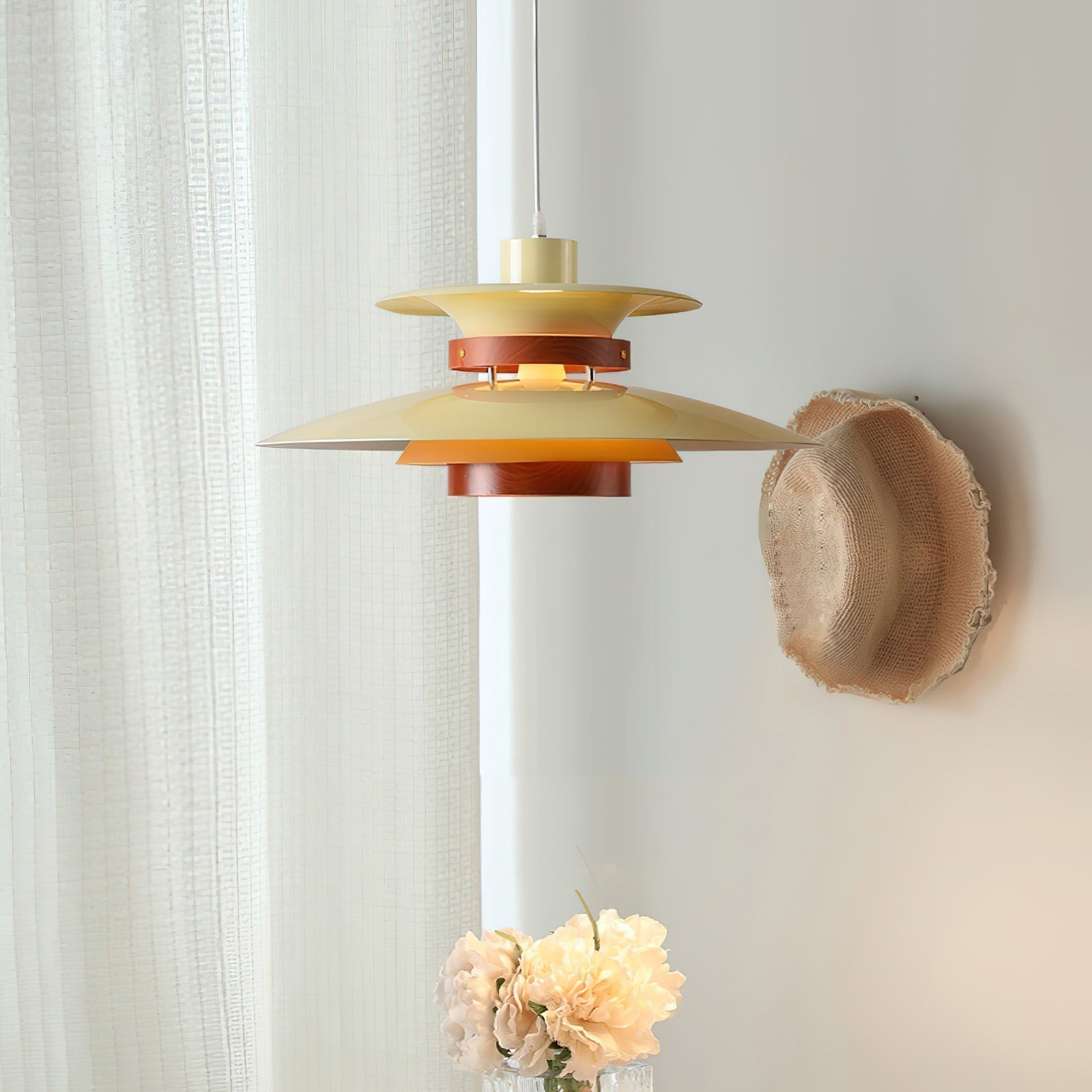 Luxe Pendant Light for a Cozy Atmosphere