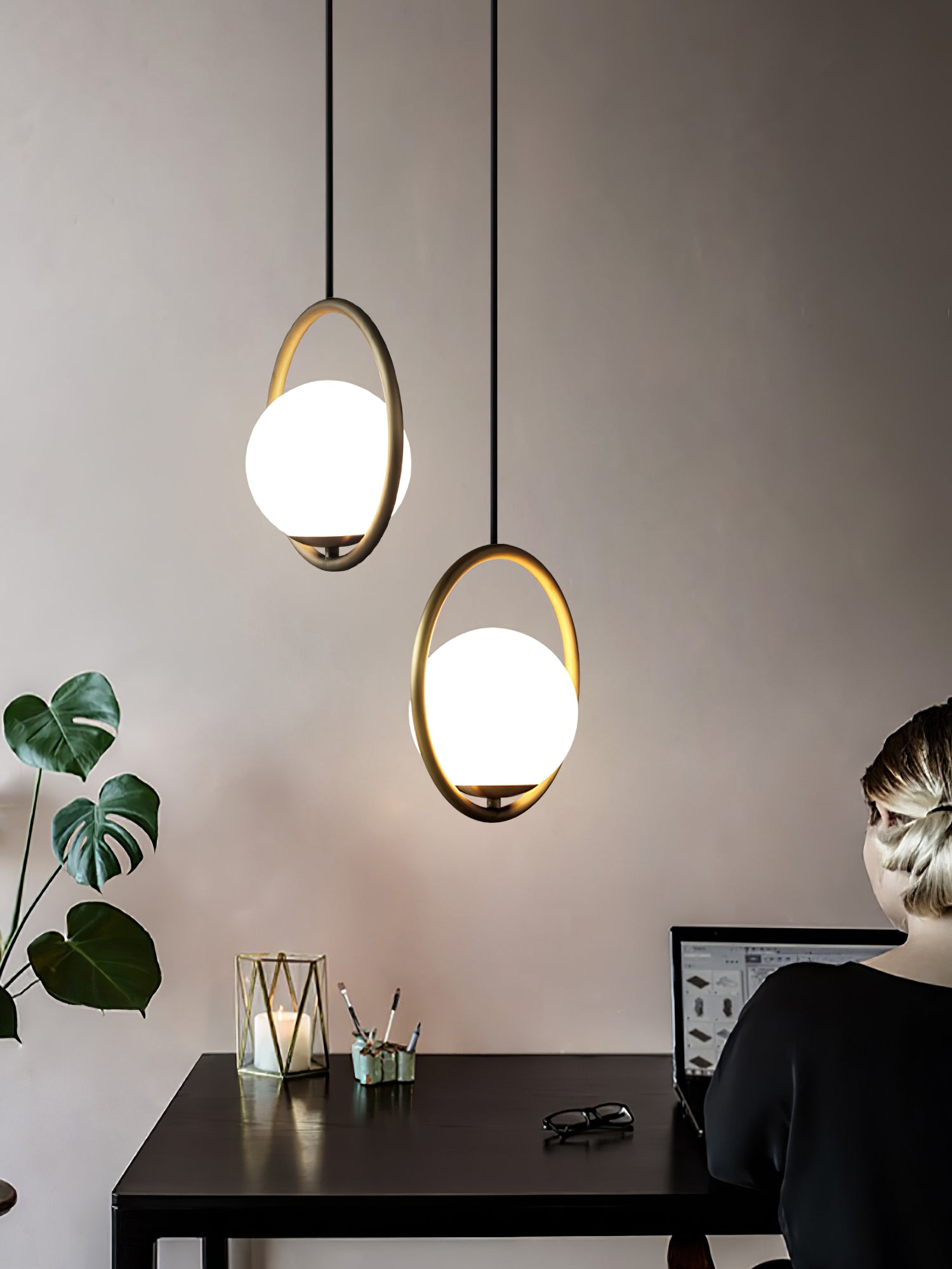 LuxeGlow Pendant Light for Stylish Home Environments