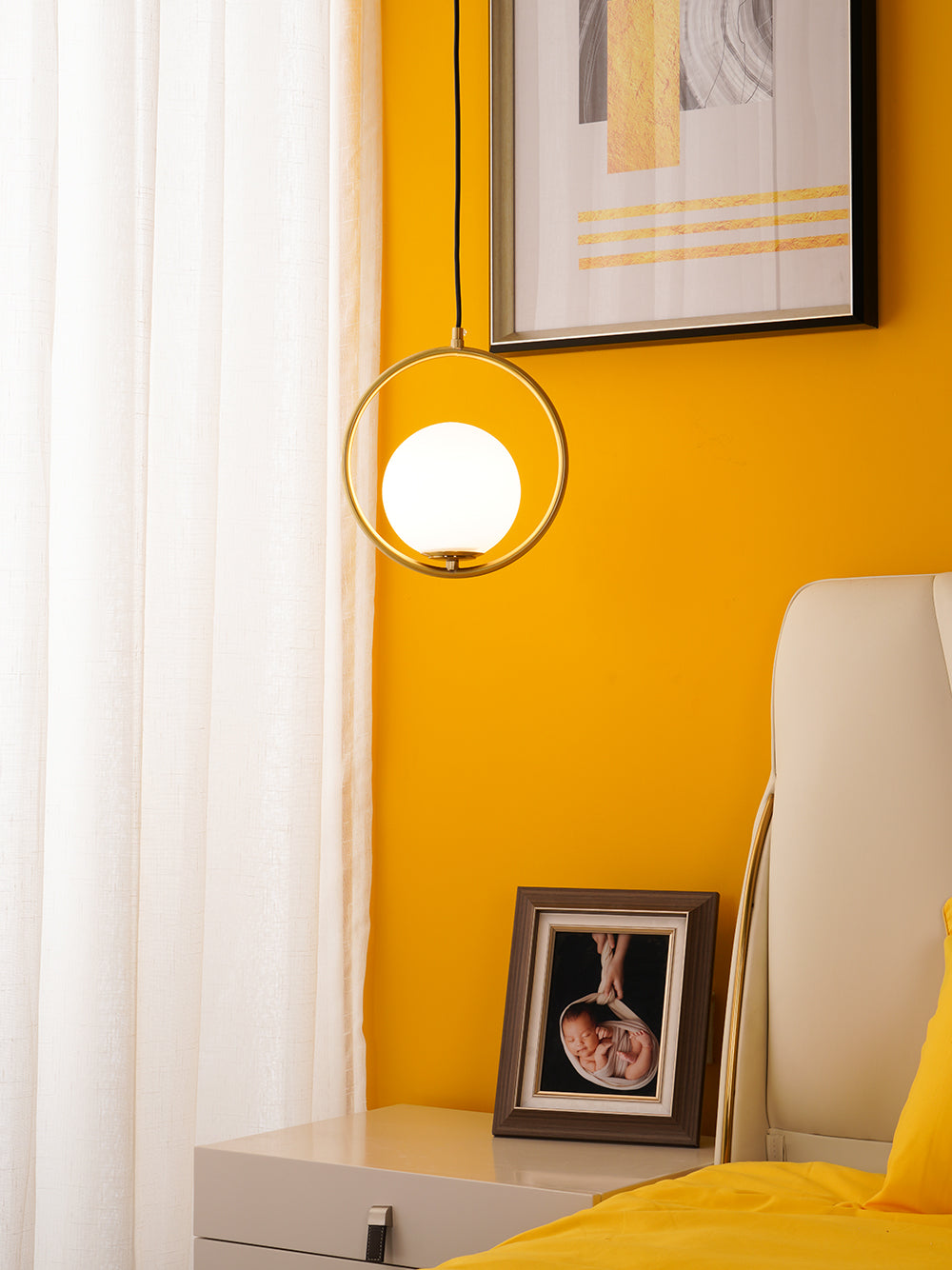 LuxeGlow Pendant Light for Stylish Home Environments