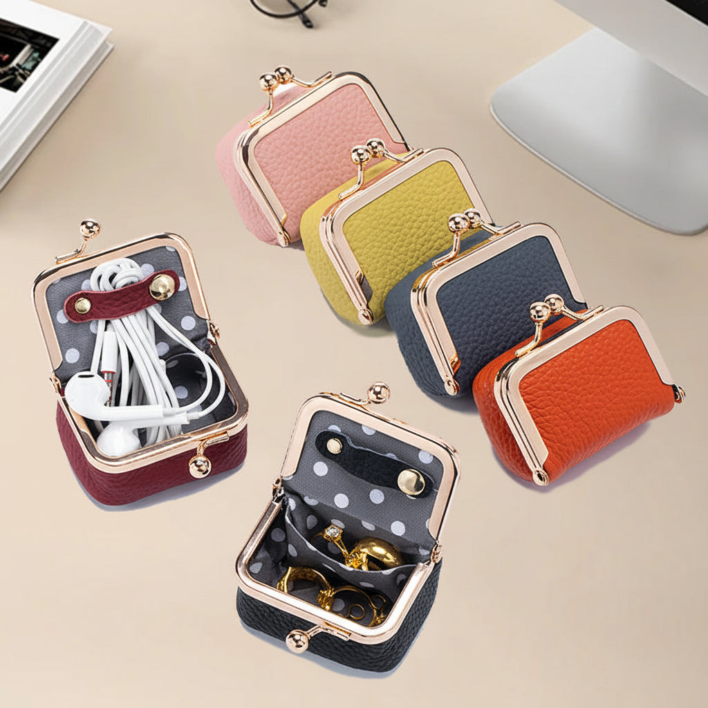 Chic Travel Jewelry Organizer in Premium Leather with Gold Closure
