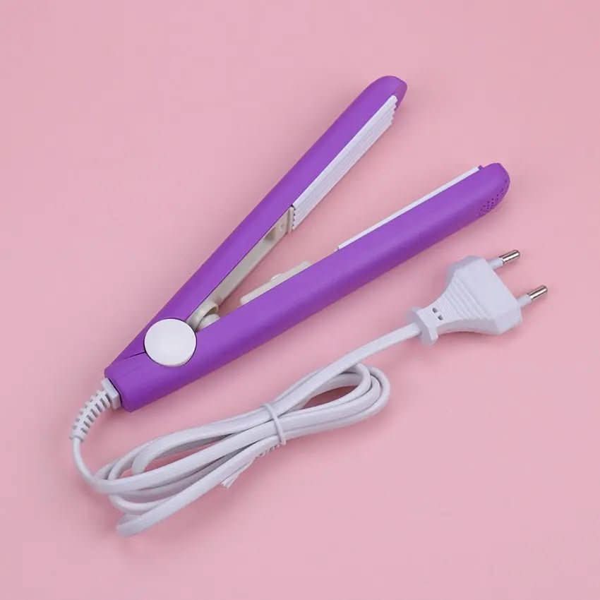 TravelEase Compact Curling Wand for Effortless Waves