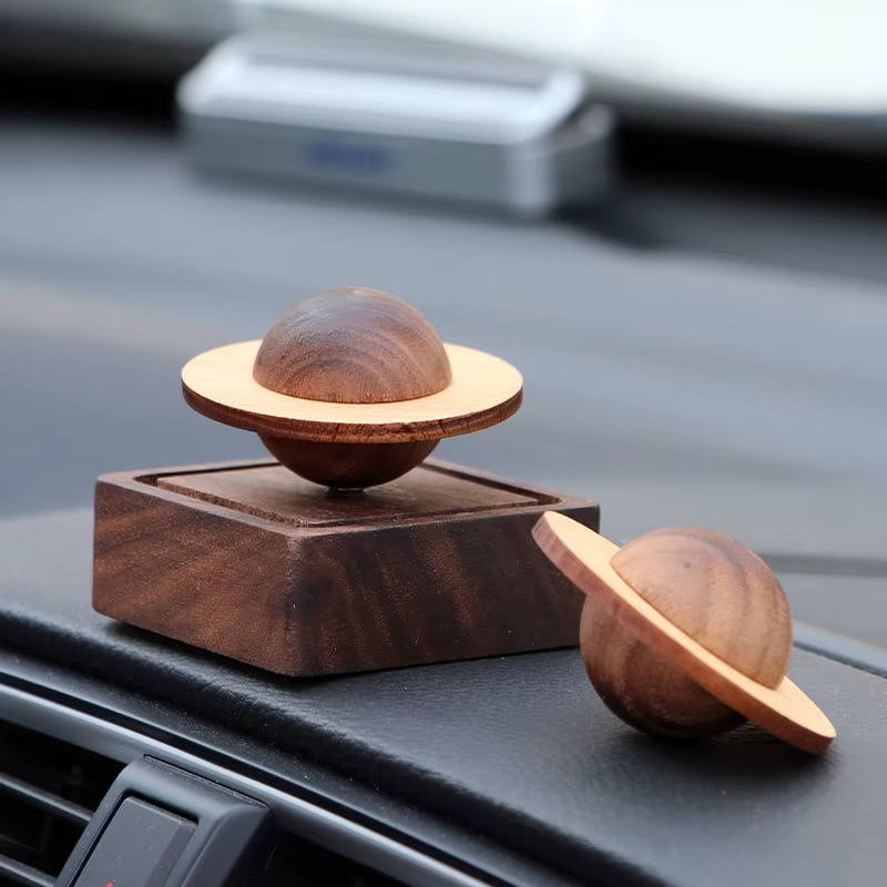 Natural Walnut Planet Diffuser – Elegant Essential Oil Decor