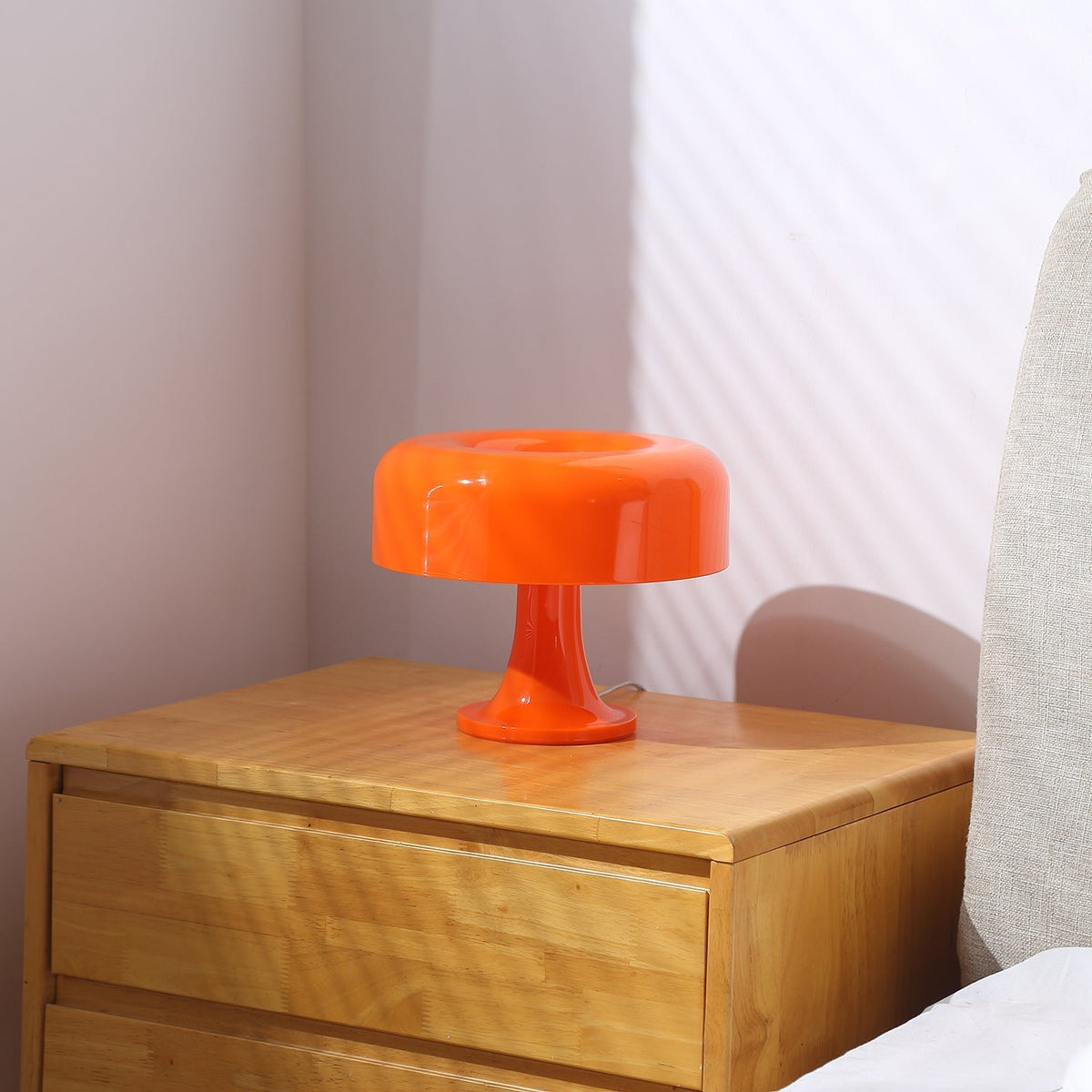 Sleek Acrylic Table Lamp – Modern Light in 5 Stylish Hues