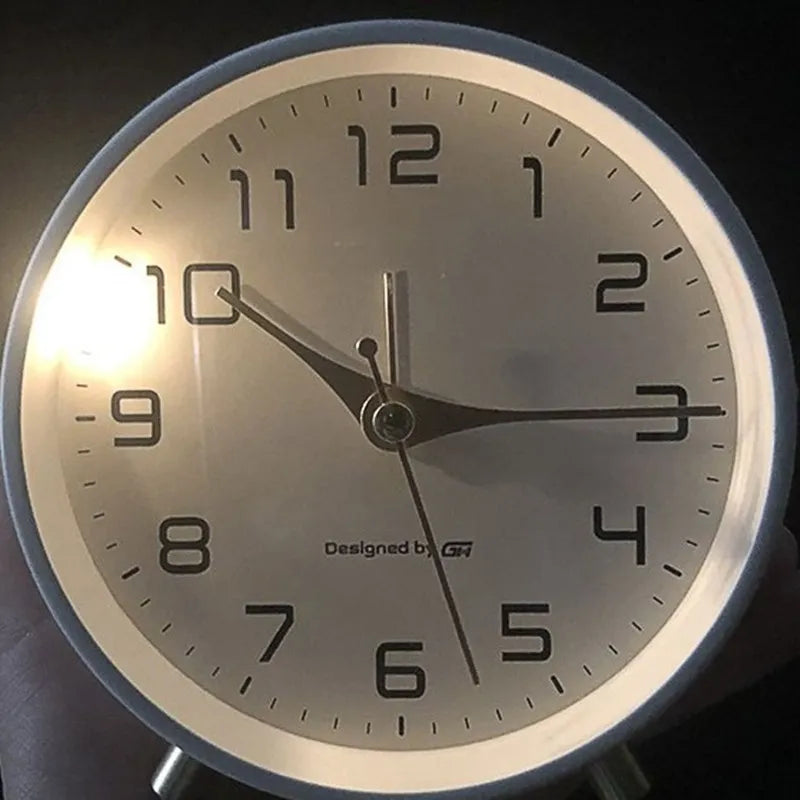 Scandinavian Style Table Clock with Silent Sweep Mechanism