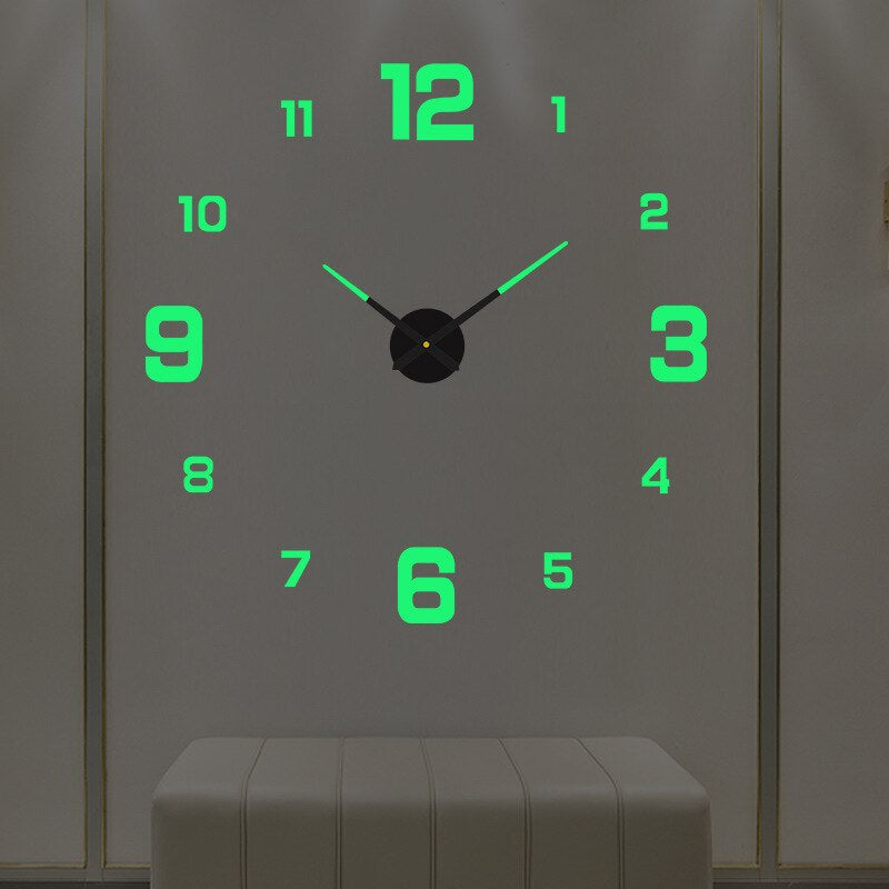Silent Quartz Wall Clock – Minimalist Design for Easy Time Viewing