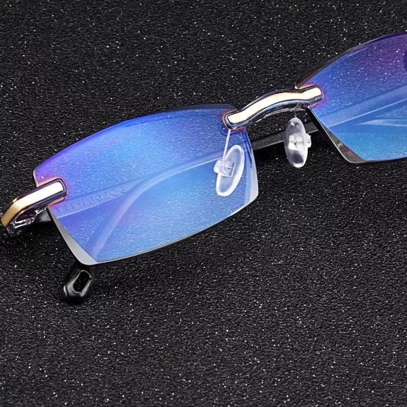 ClearSight Multifocal Reading Glasses for Effortless Viewing