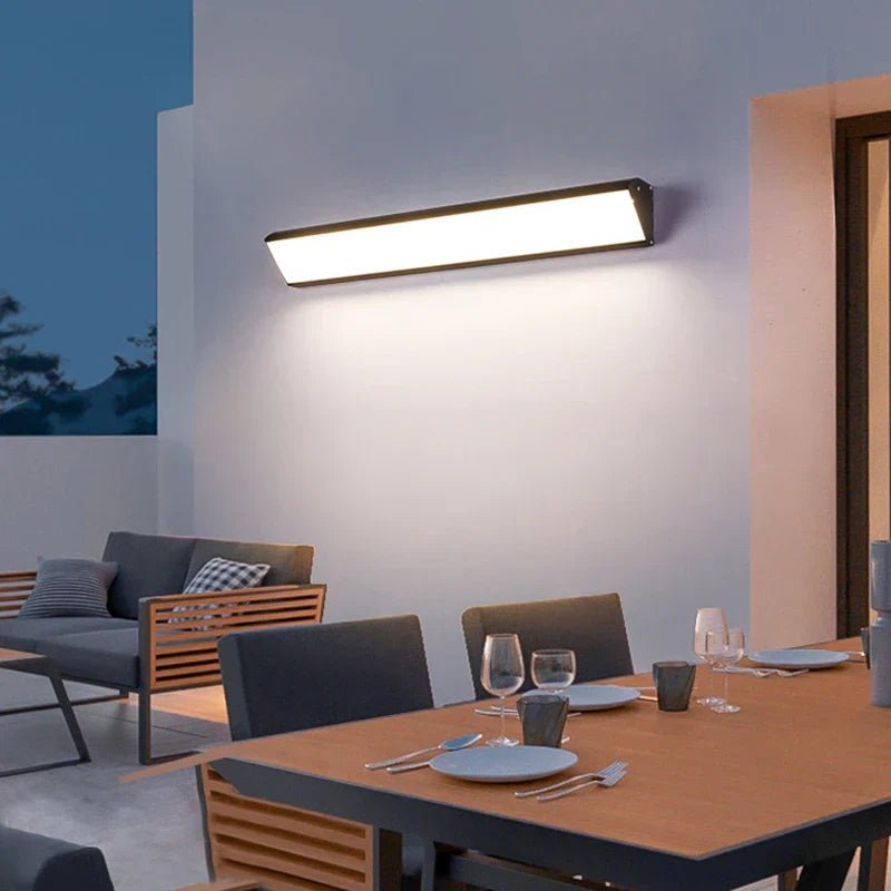 All-Weather LED Outdoor Wall Light for Stylish Illumination