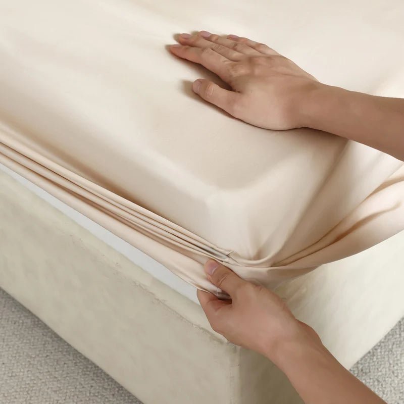 DreamEase Luxurious Mulberry Silk Cooling Fitted Sheet