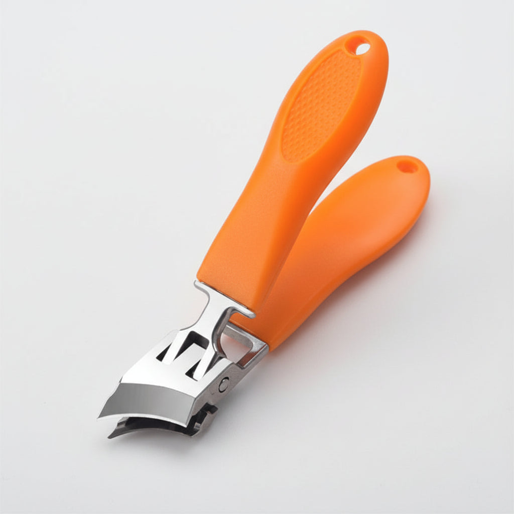 Effortless Nail Clippers with Built-in Splash Guard