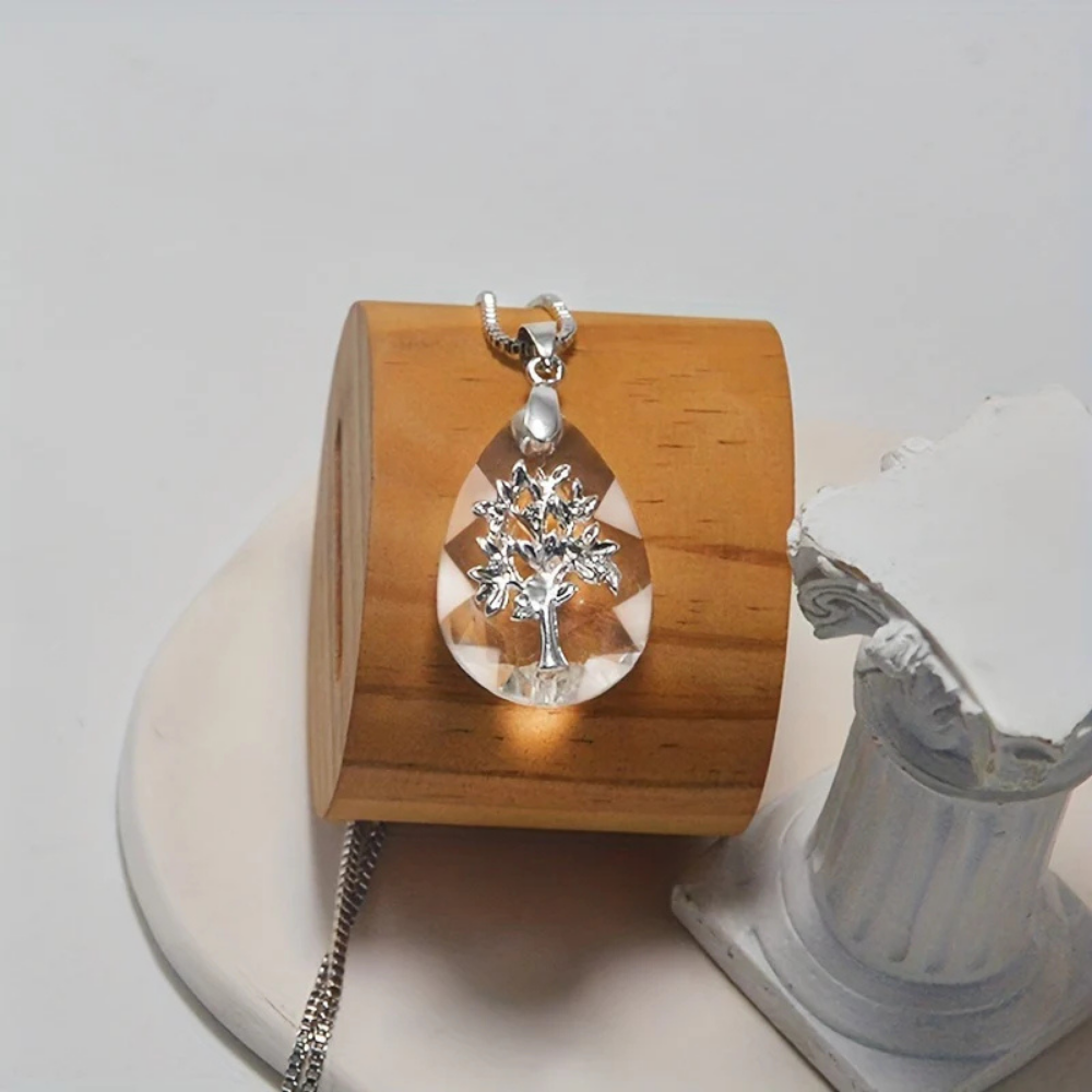 Artistic Glass Teardrop Pendant Necklace for Every Occasion