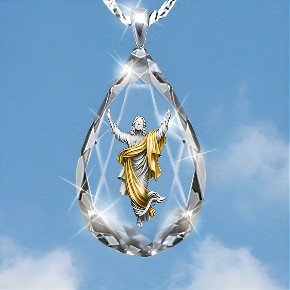 Artistic Glass Teardrop Pendant Necklace for Every Occasion
