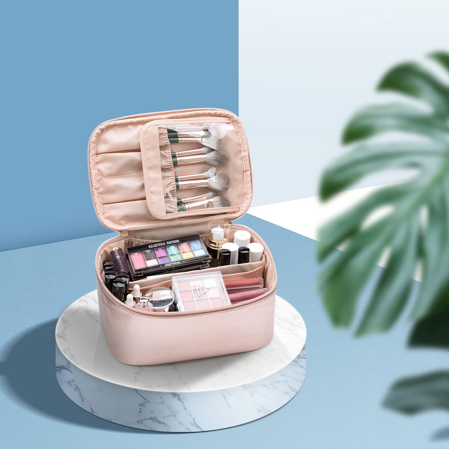 Adjustable Divider Makeup Organizer Bag – Travel-Friendly Beauty Case