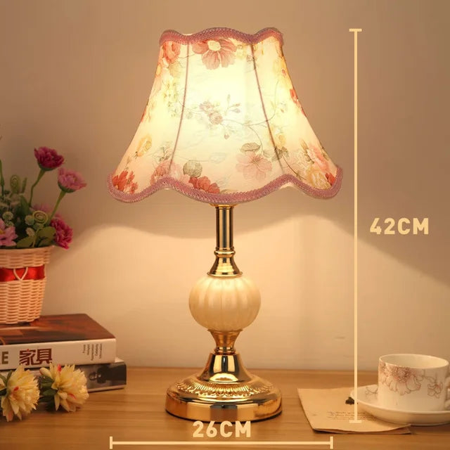 Timeless Elegance Table Lamp for Classic Interiors