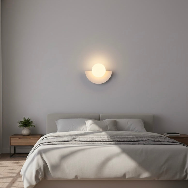 Stylish Semicircular Wall Light Fixture