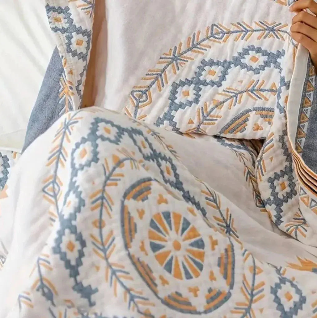 Lightweight Cotton Gauze Throw Blanket with Fringe – Boho Nordic Style for Summer
