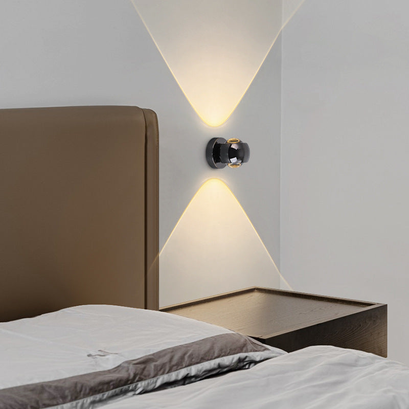 Taavita Radiance Wall Lamp: Illuminate Your Space with Flexibility