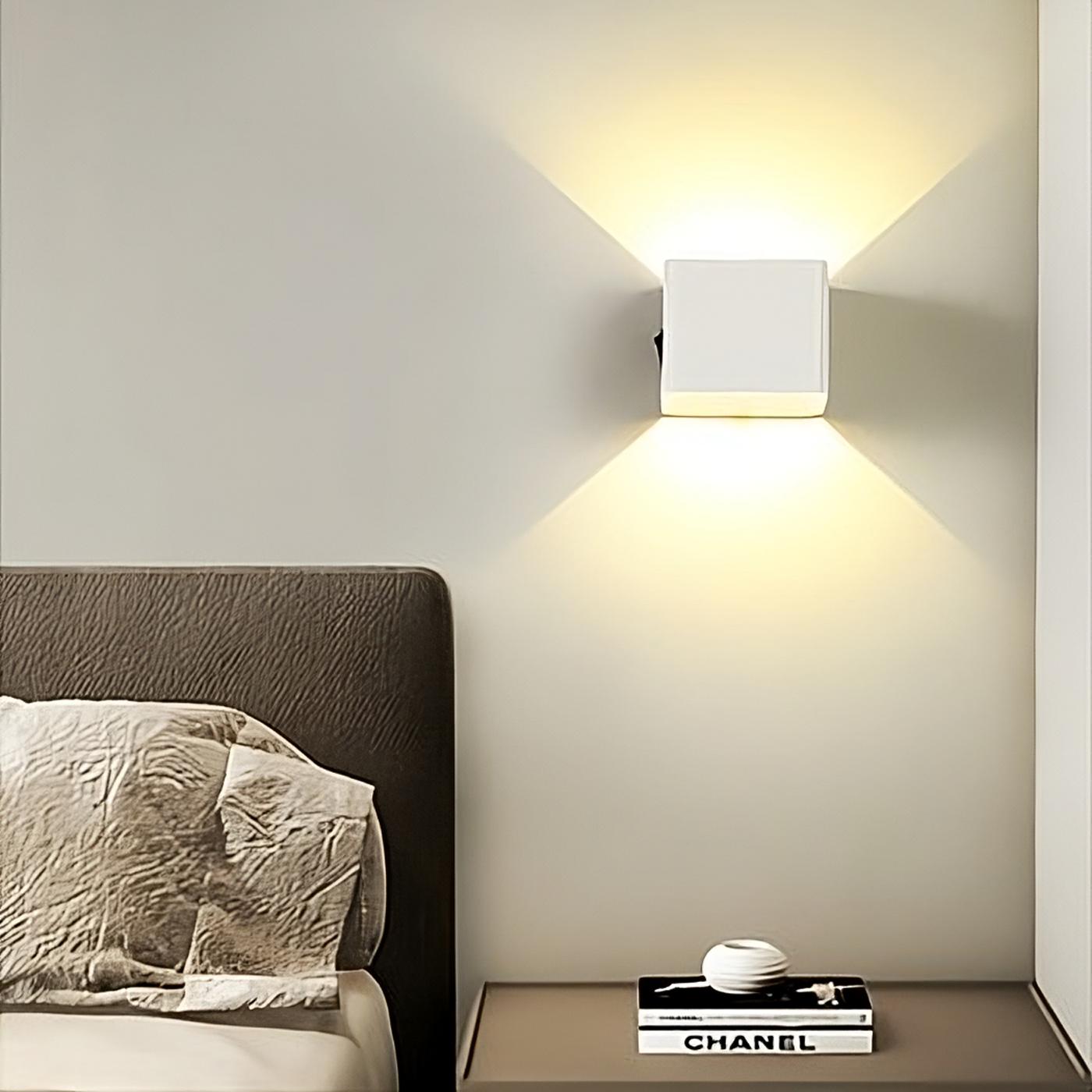 Taavita - Wall Lamp with Sensor for Smart Lighting