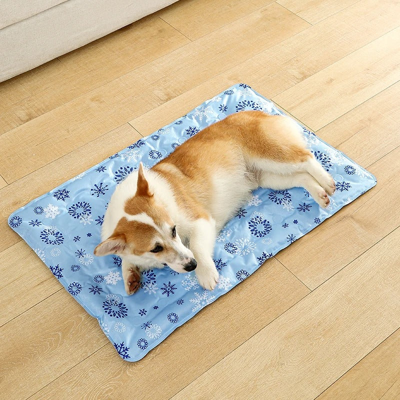 Self-Cooling Gel Dog Mat for Summer Relief – Portable Pet Comfort Solution