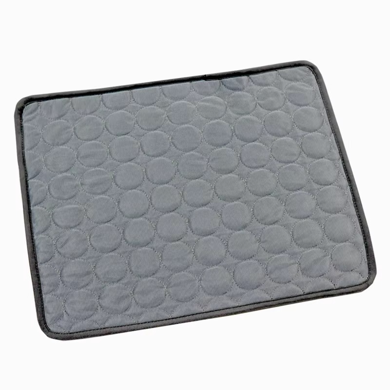 Extra-Large Dog Cooling Pad with Breathable Fabric for Summer Use