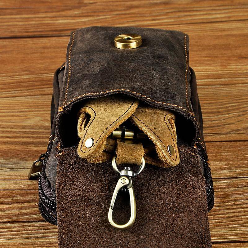 Men's Adjustable Strap Leather Waist Bag – Stylish and Durable for Daily Use