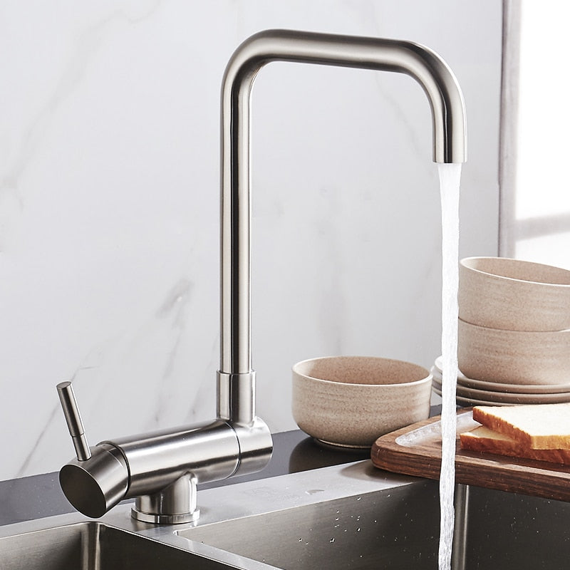 Modern Lead-Free Kitchen Tap with 360° Swivel in Stainless Steel