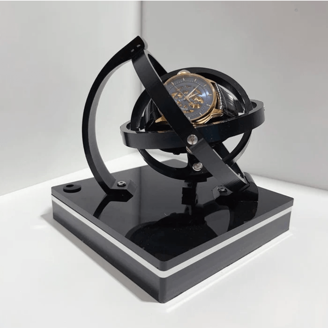Automatic Watch Winder Box with Silent Motor – Elegant Display Case for Collectors
