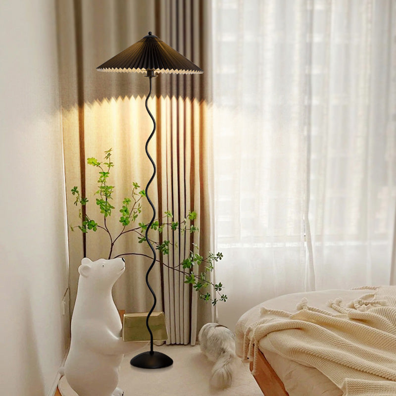 Taavita Floor Lamp "Taavita" – Foldable Lampshade in Elegant Design with Exquisite Details