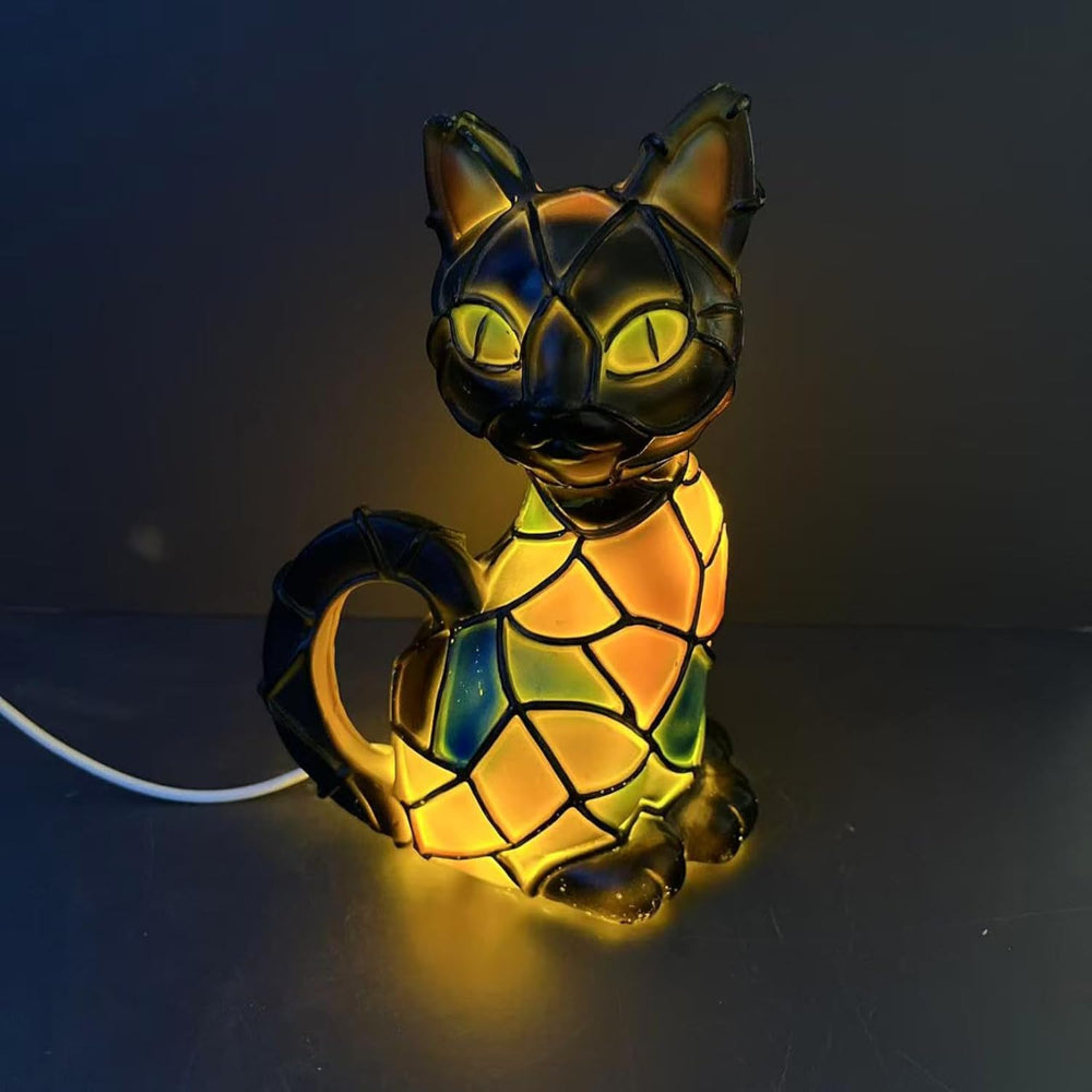 Charming Cat-Themed Table Lamp with Cozy Illumination